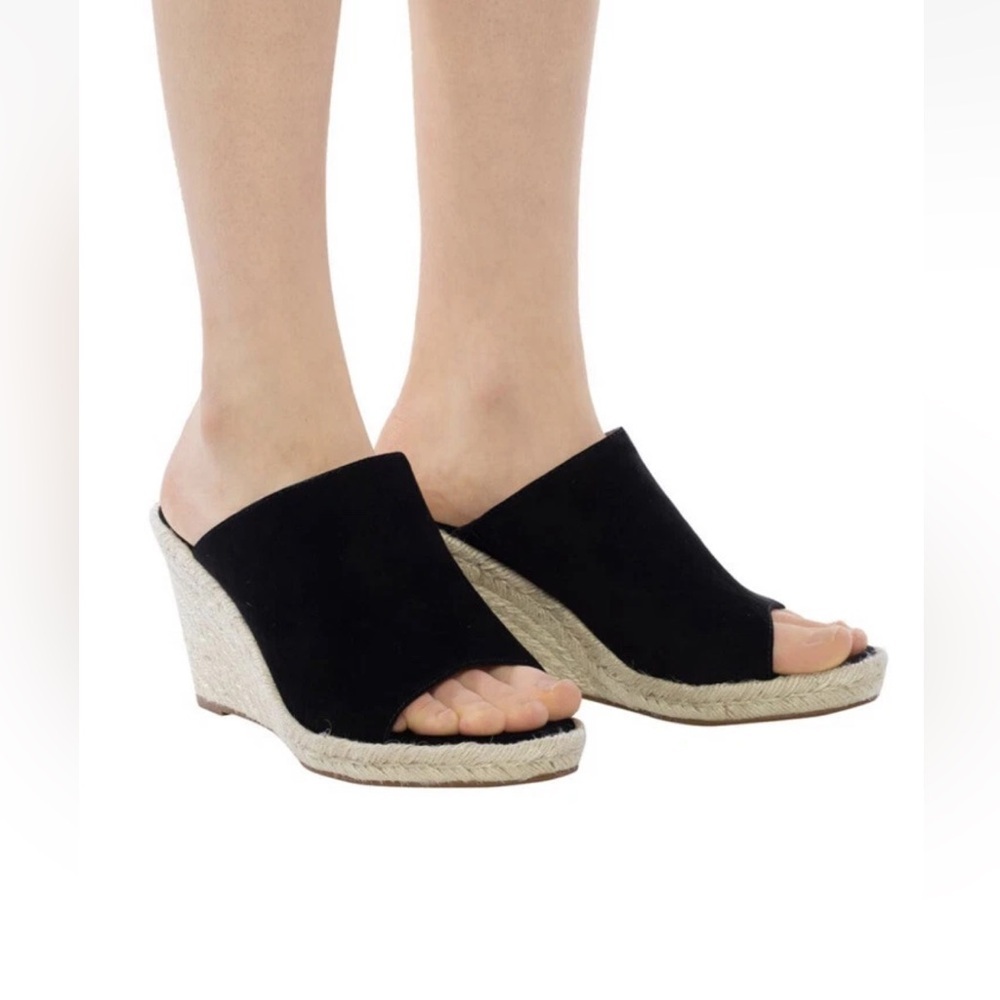 Stuart Weitzman Black Espadrille Wedges Size 7.5 M - Picture 1 of 16